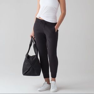 Lululemon black joggers